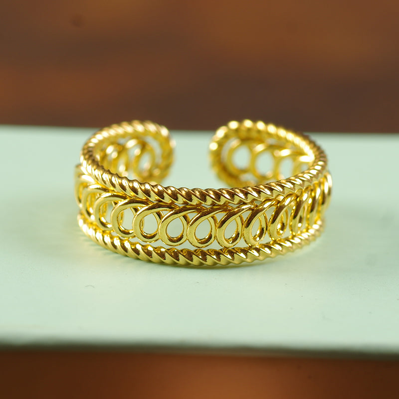 Gold Hollow Band Ring