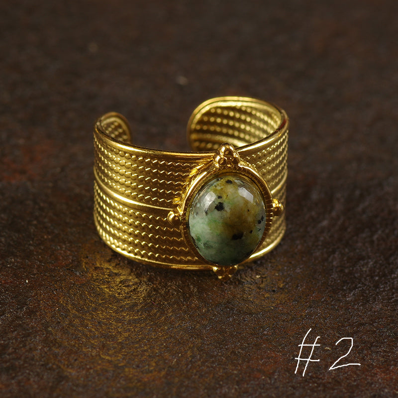 Bague baroque épaisse en or