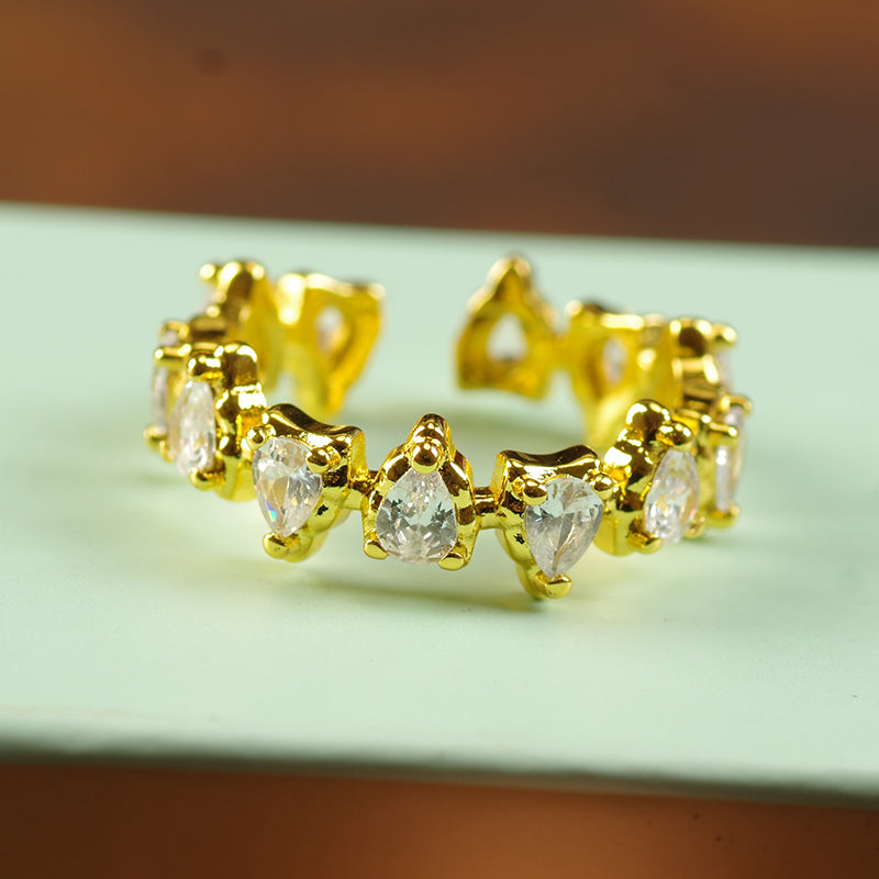 Stackable Baroque Solitaire Ring