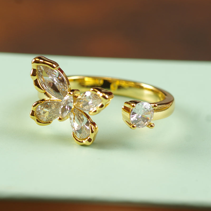 Stackable Baroque Solitaire Ring