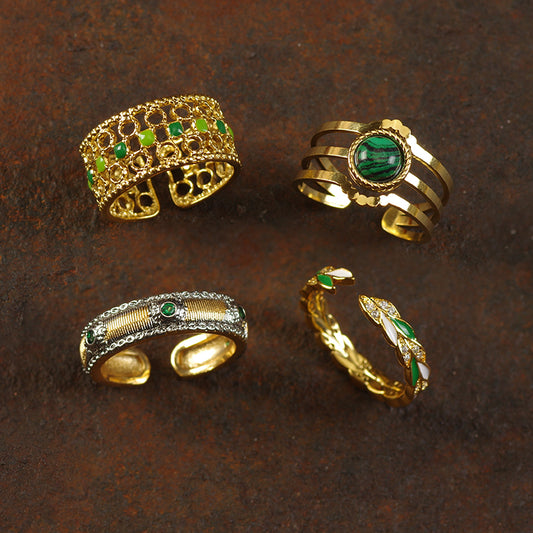 Bague en pierre de malachite plaquée or